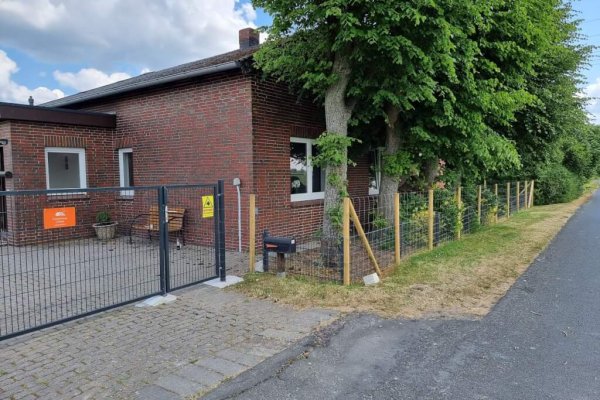 NordseeKaten Ferienhaus CKate in Brokdorf an der Elbe Einfahrt