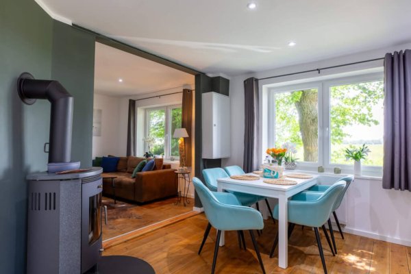 ferienhaus-ckate-esstisch